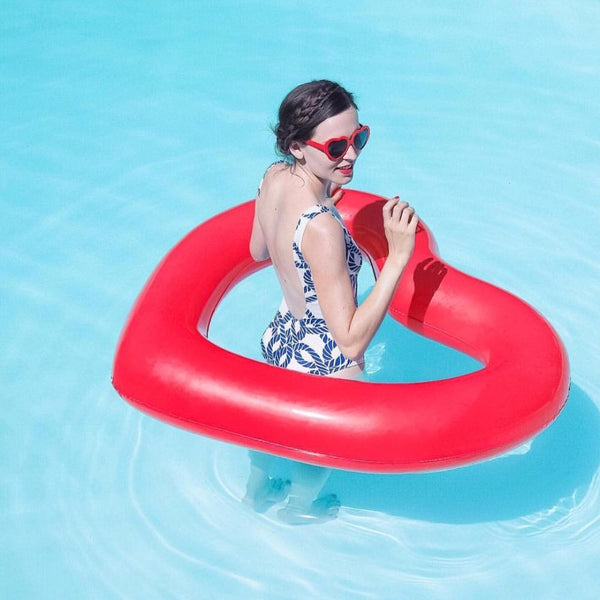 RED HEART POOL FLOAT*